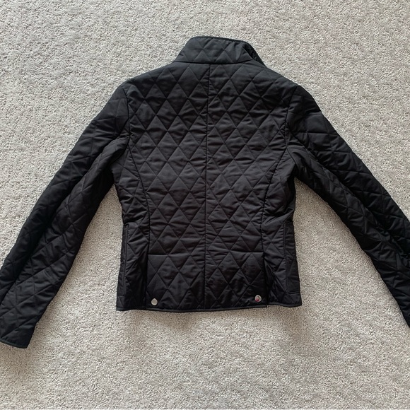 Burberry Jacket - light quilted, with classics Burberry pattern inside. - Picture 2 of 3